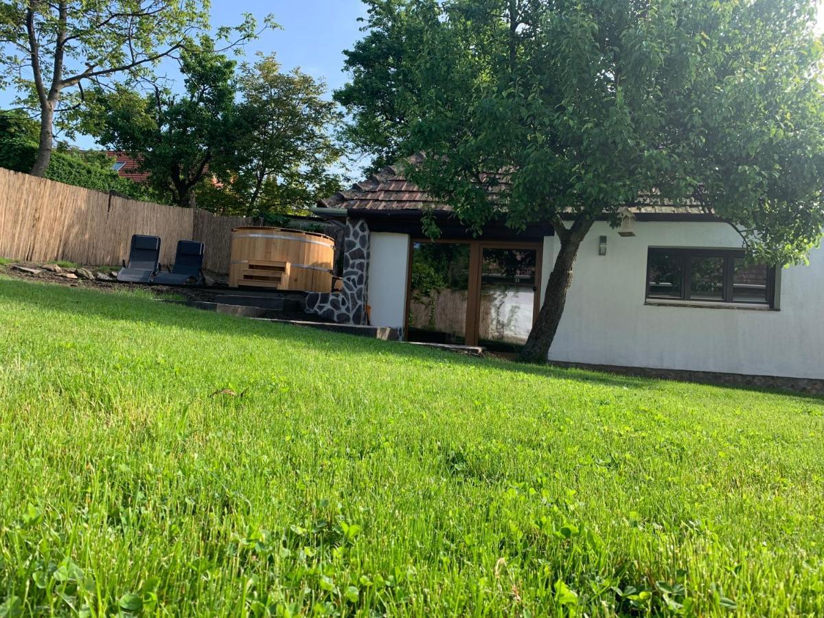 Rakoczi12 Vendeghaz Villa Hollókő Eksteriør bilde