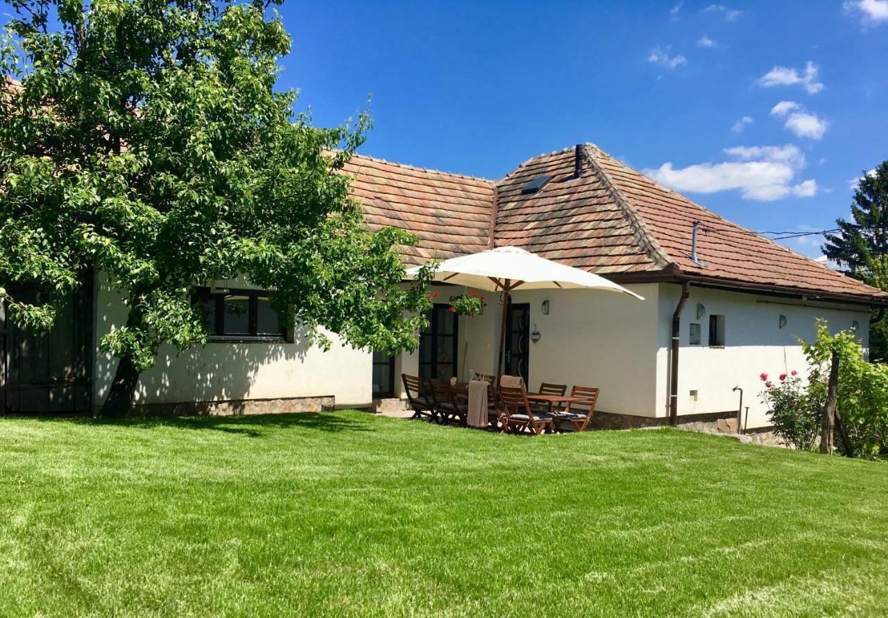 Rakoczi12 Vendeghaz Villa Hollókő Eksteriør bilde