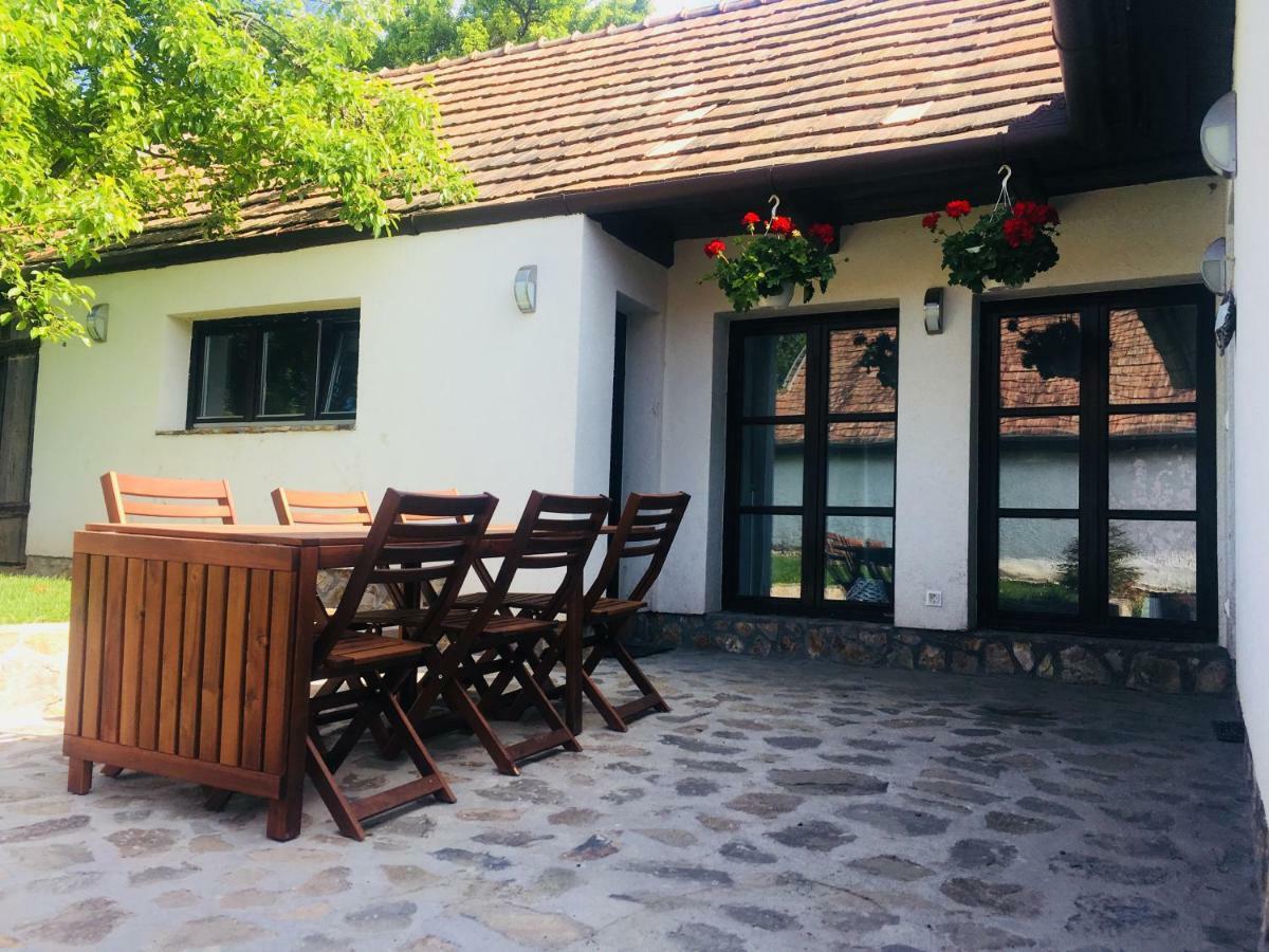 Rakoczi12 Vendeghaz Villa Hollókő Eksteriør bilde